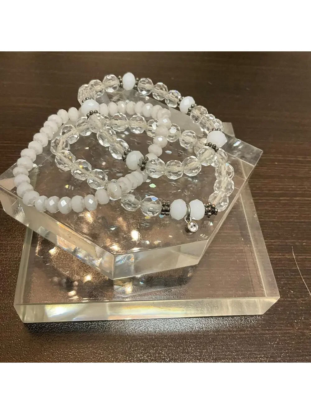 Beaded Stretch White & iridescent bracelet set